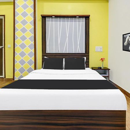 Super Hotel O Porvorim Near Mall De Goa Exteriör bild