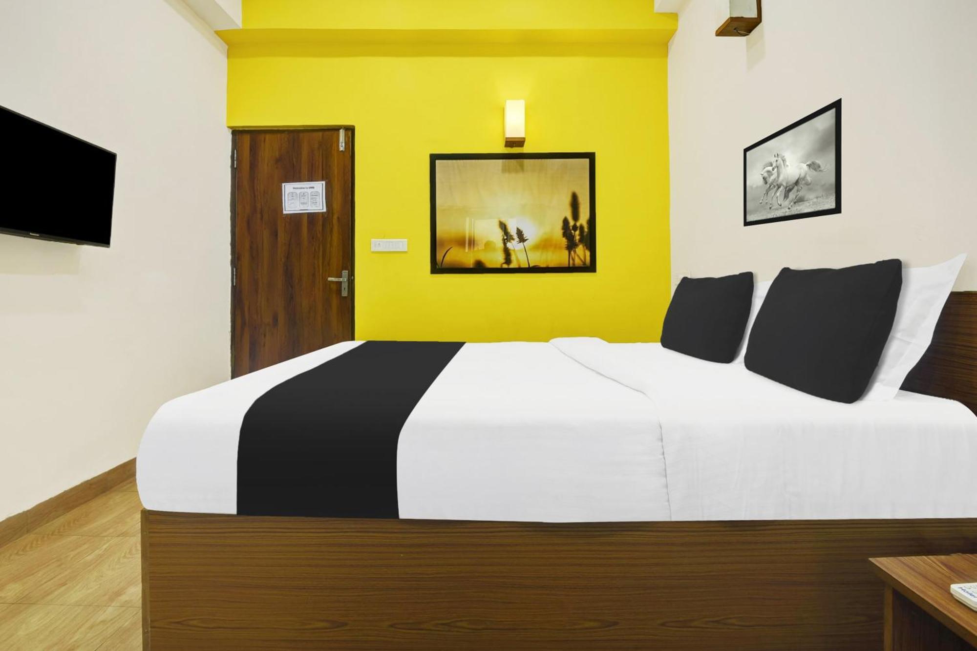 Super Hotel O Porvorim Near Mall De Goa Exteriör bild